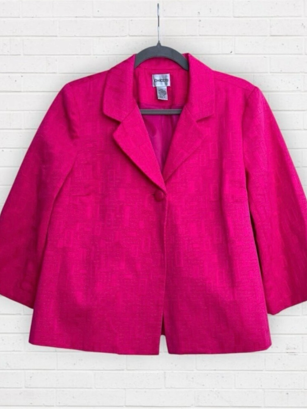 CHICOS Bright Hot Pink Geometric 1-Button Cropped Blazer Jacket 1.5 Size 8 10